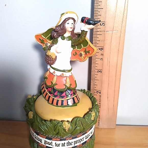 Faith at Home 2007 Harvest Angel Box Galatians 6:9 - Picture 11 of 11